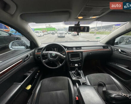 Шкода Суперб, объемом двигателя 2 л и пробегом 299 тыс. км за 8500 $, фото 23 на Automoto.ua