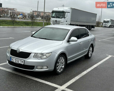 Шкода Суперб, объемом двигателя 2 л и пробегом 299 тыс. км за 8500 $, фото 9 на Automoto.ua