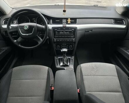 Шкода Суперб, объемом двигателя 1.8 л и пробегом 285 тыс. км за 8200 $, фото 19 на Automoto.ua