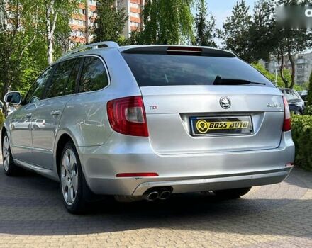 Шкода Суперб, об'ємом двигуна 2 л та пробігом 260 тис. км за 10400 $, фото 4 на Automoto.ua