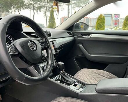 Шкода Суперб, объемом двигателя 2 л и пробегом 280 тыс. км за 16700 $, фото 9 на Automoto.ua