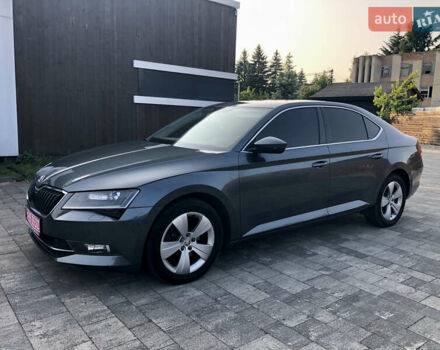 Шкода Суперб, объемом двигателя 1.97 л и пробегом 327 тыс. км за 15800 $, фото 9 на Automoto.ua