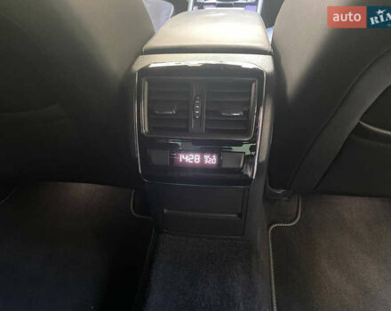 Шкода Суперб, объемом двигателя 2 л и пробегом 110 тыс. км за 28300 $, фото 16 на Automoto.ua