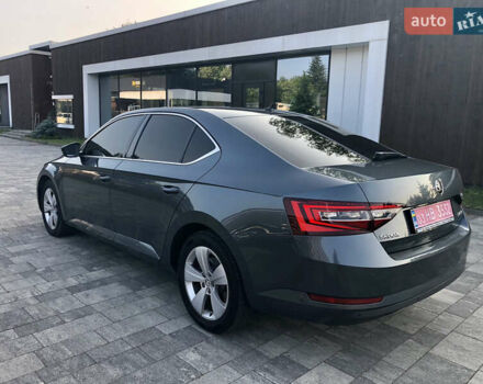 Шкода Суперб, объемом двигателя 1.97 л и пробегом 327 тыс. км за 15800 $, фото 13 на Automoto.ua