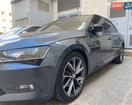 Шкода Суперб, объемом двигателя 2 л и пробегом 110 тыс. км за 28300 $, фото 6 на Automoto.ua