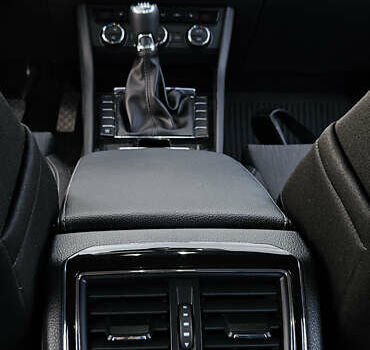 Шкода Суперб, объемом двигателя 1.8 л и пробегом 83 тыс. км за 14500 $, фото 13 на Automoto.ua