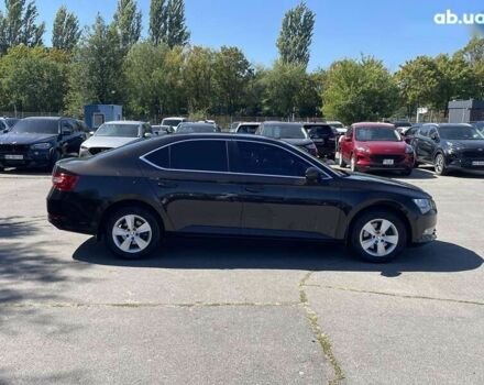 Шкода Суперб, объемом двигателя 1.8 л и пробегом 175 тыс. км за 16200 $, фото 3 на Automoto.ua