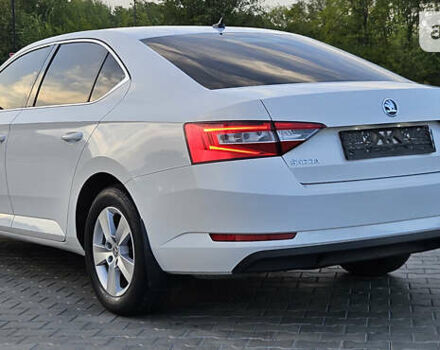 Шкода Суперб, объемом двигателя 1.8 л и пробегом 83 тыс. км за 14500 $, фото 2 на Automoto.ua