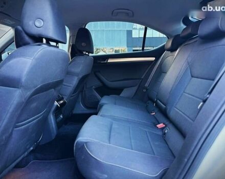 Шкода Суперб, об'ємом двигуна 2 л та пробігом 120 тис. км за 26500 $, фото 29 на Automoto.ua