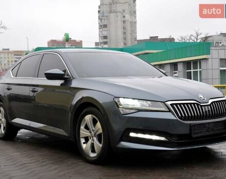 Шкода Суперб, объемом двигателя 1.6 л и пробегом 240 тыс. км за 17600 $, фото 6 на Automoto.ua
