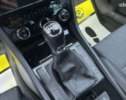 Шкода Суперб, объемом двигателя 2 л и пробегом 280 тыс. км за 16700 $, фото 14 на Automoto.ua