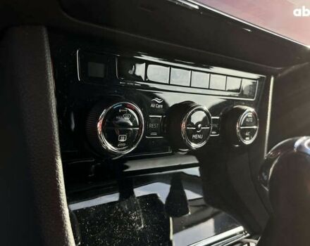 Шкода Суперб, объемом двигателя 2 л и пробегом 292 тыс. км за 22800 $, фото 19 на Automoto.ua