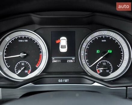 Шкода Суперб, объемом двигателя 1.6 л и пробегом 240 тыс. км за 17600 $, фото 38 на Automoto.ua