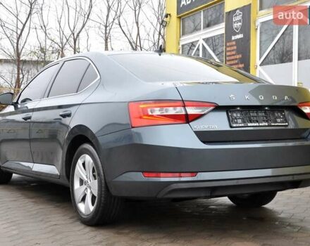 Шкода Суперб, объемом двигателя 1.6 л и пробегом 240 тыс. км за 17600 $, фото 12 на Automoto.ua