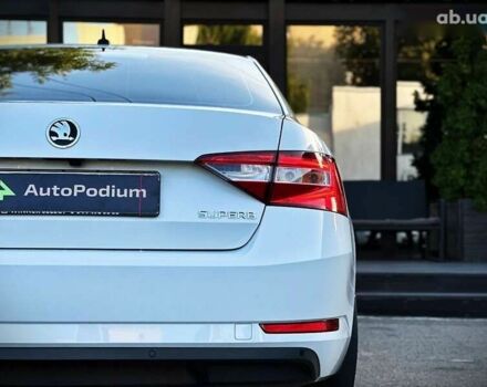 Шкода Суперб, об'ємом двигуна 2 л та пробігом 120 тис. км за 26500 $, фото 12 на Automoto.ua