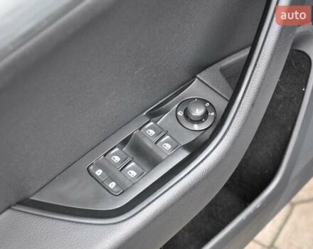 Шкода Суперб, объемом двигателя 1.6 л и пробегом 240 тыс. км за 17600 $, фото 16 на Automoto.ua