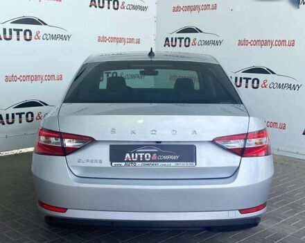 Шкода Суперб, объемом двигателя 2 л и пробегом 175 тыс. км за 25550 $, фото 3 на Automoto.ua