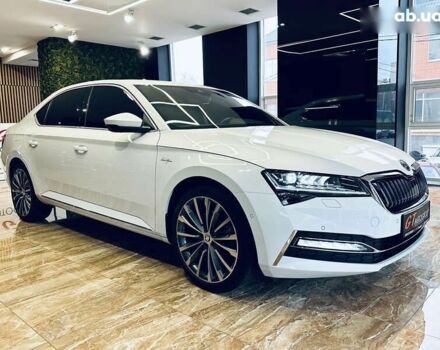 Шкода Суперб, объемом двигателя 1.4 л и пробегом 54 тыс. км за 38900 $, фото 2 на Automoto.ua