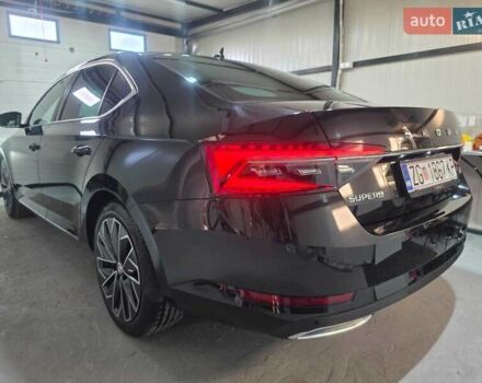 Шкода Суперб, объемом двигателя 1.4 л и пробегом 48 тыс. км за 43590 $, фото 3 на Automoto.ua