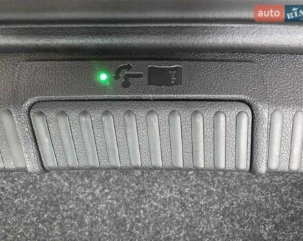 Шкода Суперб, объемом двигателя 1.4 л и пробегом 48 тыс. км за 43590 $, фото 19 на Automoto.ua