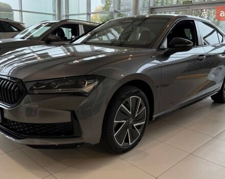 Шкода Суперб 2025 у Дніпро (Дніпропетровську) на Automoto.ua Шкода Суперб, об'ємом двигуна 1.98 л та пробігом 0 тис. км за 52541 $, фото 1 на Automoto.ua