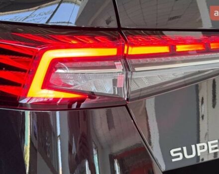 Шкода Суперб 2025 у Харкові на Automoto.ua Шкода Суперб, об'ємом двигуна 1.98 л та пробігом 0 тис. км за 46033 $, фото 11 на Automoto.ua