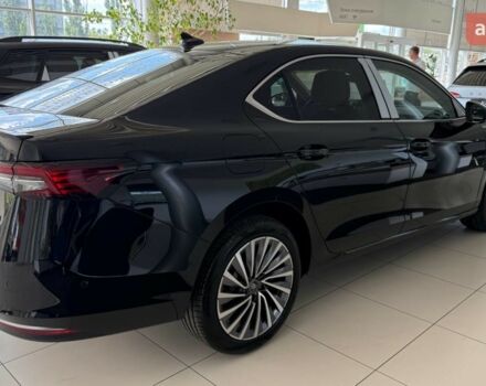 Шкода Суперб 2025 у Харкові на Automoto.ua Шкода Суперб, об'ємом двигуна 1.98 л та пробігом 0 тис. км за 50109 $, фото 10 на Automoto.ua