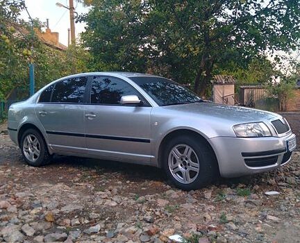 Шкода Суперб, об'ємом двигуна 2.5 л та пробігом 0 тис. км за 4500 $, фото 1 на Automoto.ua