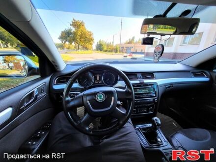 Шкода Суперб, объемом двигателя 1.8 л и пробегом 240 тыс. км за 8600 $, фото 1 на Automoto.ua