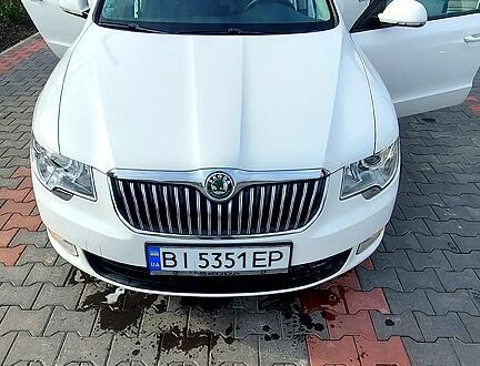 Шкода Суперб 2011 в Полтаве на Automoto.ua Шкода Суперб, объемом двигателя 1.6 л и пробегом 294 тыс. км за 8600 $, фото 1 на Automoto.ua