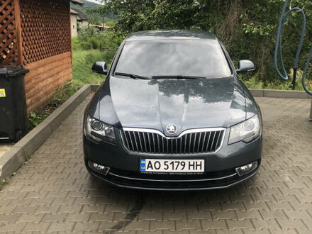 Шкода Суперб 2013 в Тячеве на Automoto.ua Шкода Суперб, объемом двигателя 1.97 л и пробегом 287 тыс. км за 13600 $, фото 1 на Automoto.ua