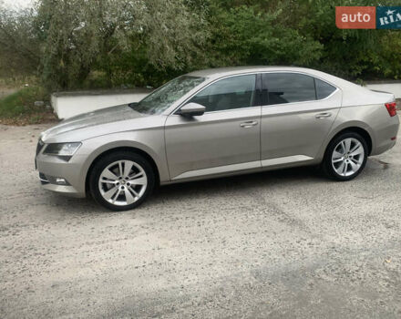 Шкода Суперб, объемом двигателя 2 л и пробегом 279 тыс. км за 18900 $, фото 1 на Automoto.ua