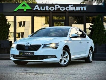 Шкода Суперб, объемом двигателя 2 л и пробегом 120 тыс. км за 29500 $, фото 1 на Automoto.ua