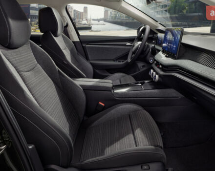 Шкода Суперб 2025 року купити нове авто Шкода Суперб 2025 року від офіційного дилера Автомобільний Дім Галич-Авто Шкода фото