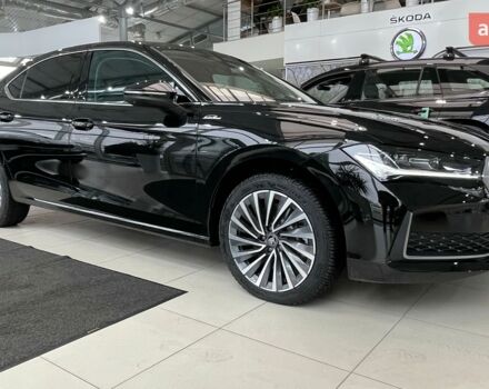 купить новое авто Шкода Суперб 2025 года от официального дилера Прага Авто на Кільцевій Шкода фото