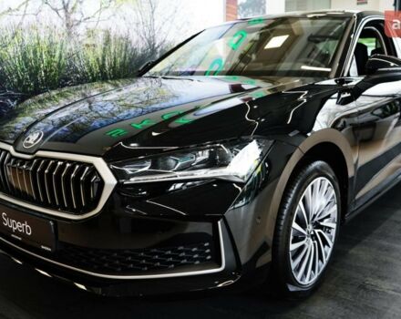 купити нове авто Шкода Суперб 2025 року від офіційного дилера Моторкрафт Шкода фото