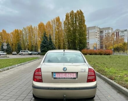 Жовтий Шкода Суперб, об'ємом двигуна 2 л та пробігом 226 тис. км за 5300 $, фото 4 на Automoto.ua