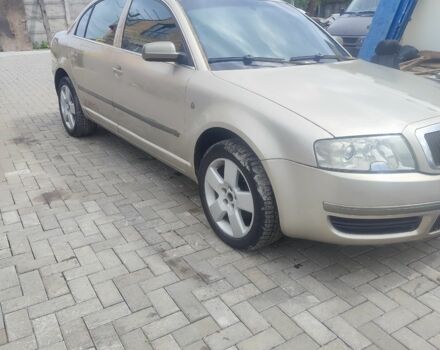 Желтый Шкода Суперб, объемом двигателя 1.9 л и пробегом 408 тыс. км за 4450 $, фото 1 на Automoto.ua