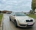 Жовтий Шкода Суперб, об'ємом двигуна 2 л та пробігом 226 тис. км за 5300 $, фото 1 на Automoto.ua
