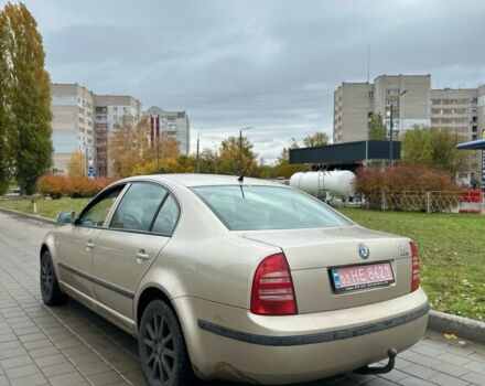 Жовтий Шкода Суперб, об'ємом двигуна 2 л та пробігом 226 тис. км за 5300 $, фото 2 на Automoto.ua