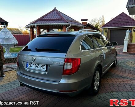 Желтый Шкода Суперб, объемом двигателя 1.8 л и пробегом 152 тыс. км за 8000 $, фото 1 на Automoto.ua