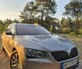 Желтый Шкода Суперб, объемом двигателя 1.97 л и пробегом 240 тыс. км за 17500 $, фото 5 на Automoto.ua