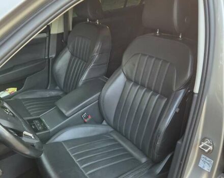 Желтый Шкода Суперб, объемом двигателя 1.97 л и пробегом 240 тыс. км за 17500 $, фото 49 на Automoto.ua