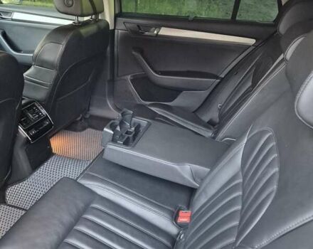 Желтый Шкода Суперб, объемом двигателя 1.97 л и пробегом 240 тыс. км за 17500 $, фото 39 на Automoto.ua