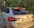 Желтый Шкода Суперб, объемом двигателя 1.97 л и пробегом 235 тыс. км за 18800 $, фото 8 на Automoto.ua