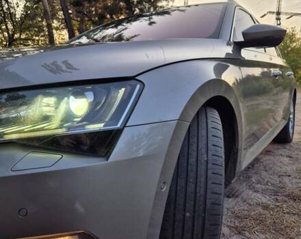 Желтый Шкода Суперб, объемом двигателя 1.97 л и пробегом 240 тыс. км за 17500 $, фото 29 на Automoto.ua