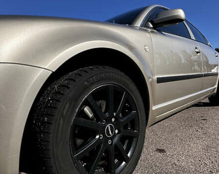 Желтый Шкода Суперб, объемом двигателя 2 л и пробегом 226 тыс. км за 5150 $, фото 14 на Automoto.ua