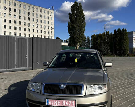 Желтый Шкода Суперб, объемом двигателя 2 л и пробегом 226 тыс. км за 5150 $, фото 38 на Automoto.ua