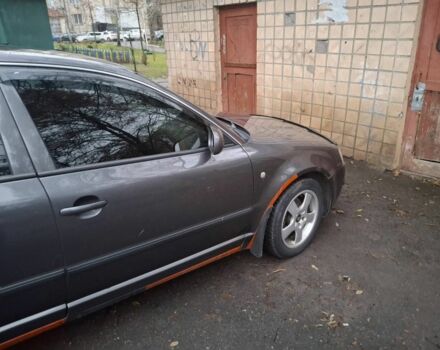 Сірий Шкода Суперб, об'ємом двигуна 1.8 л та пробігом 400 тис. км за 4500 $, фото 5 на Automoto.ua