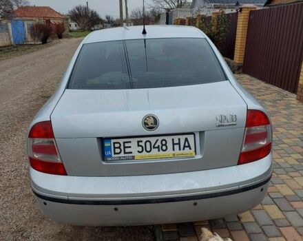 Серый Шкода Суперб, объемом двигателя 1.8 л и пробегом 188 тыс. км за 6000 $, фото 2 на Automoto.ua